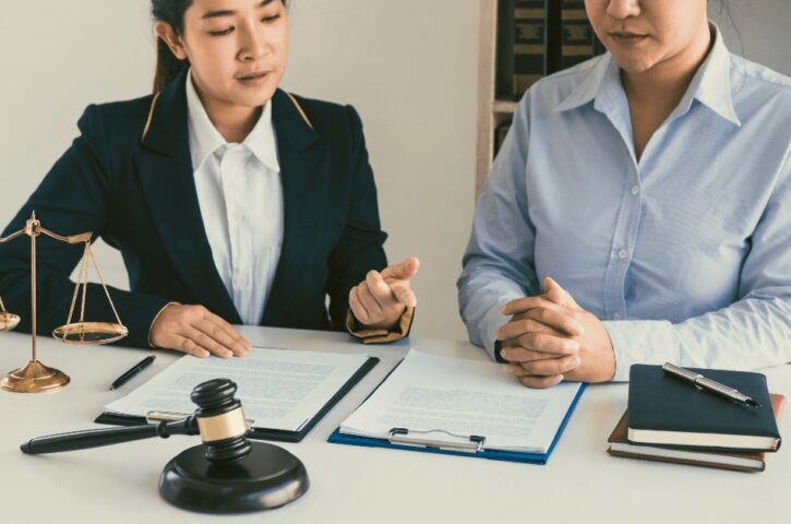 When Should You Approach An Employment Lawyer?